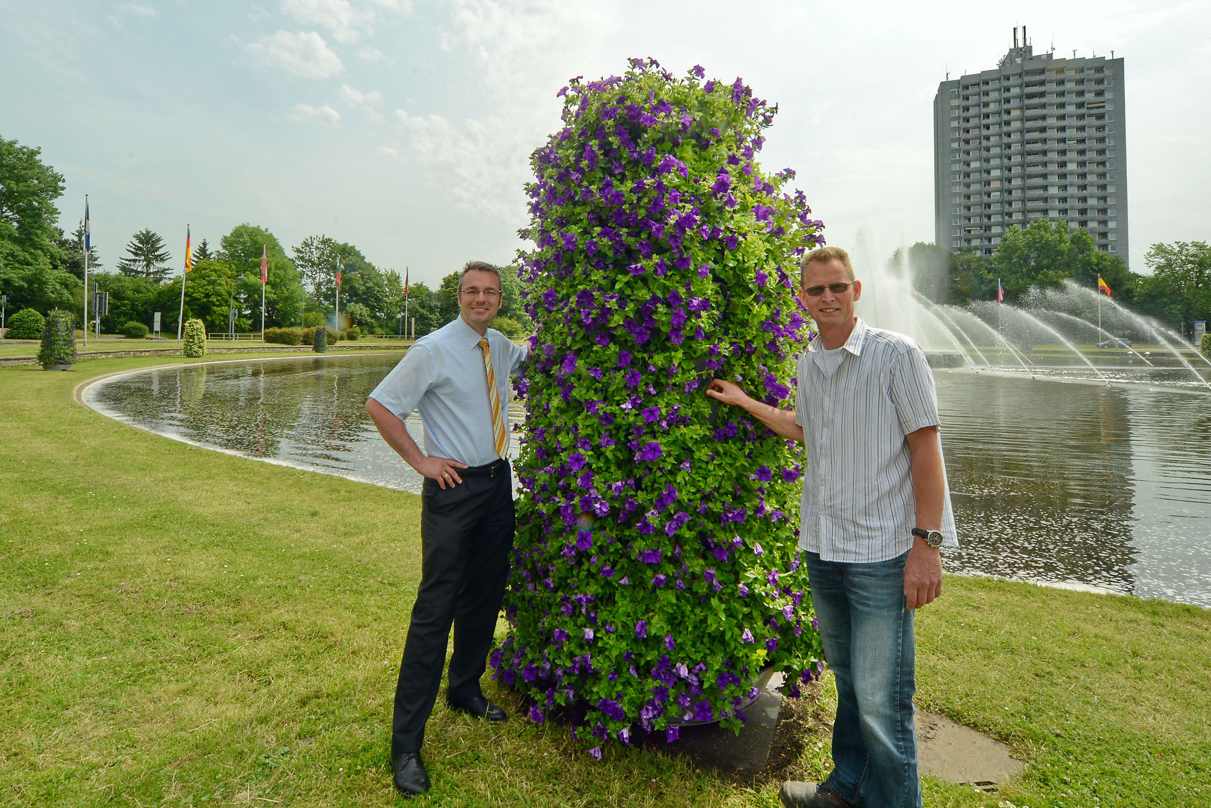 Paul Gronen, Dr. Lothar Barth 