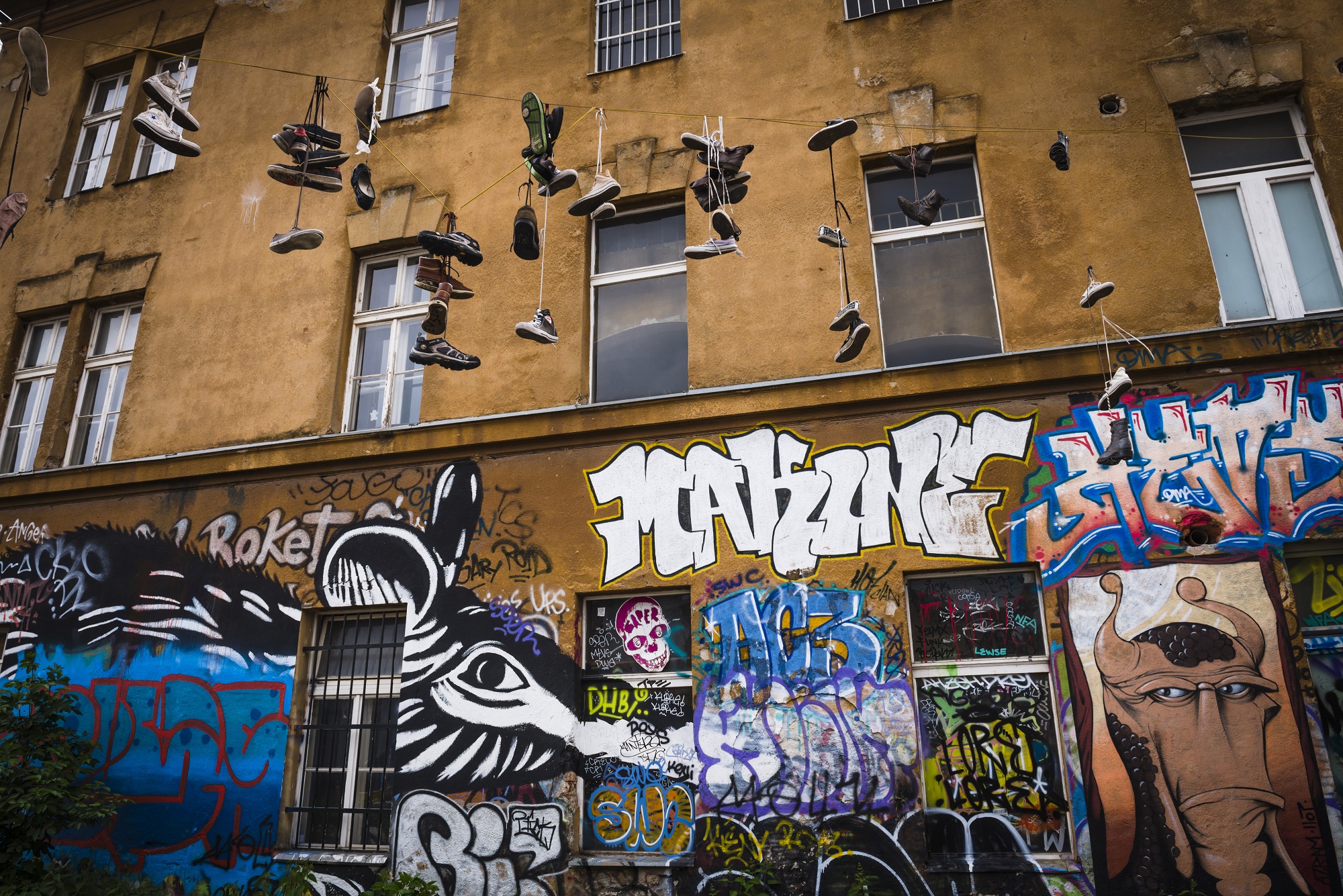 Graffiti-Kunst-an-oeffentlichen-Orten